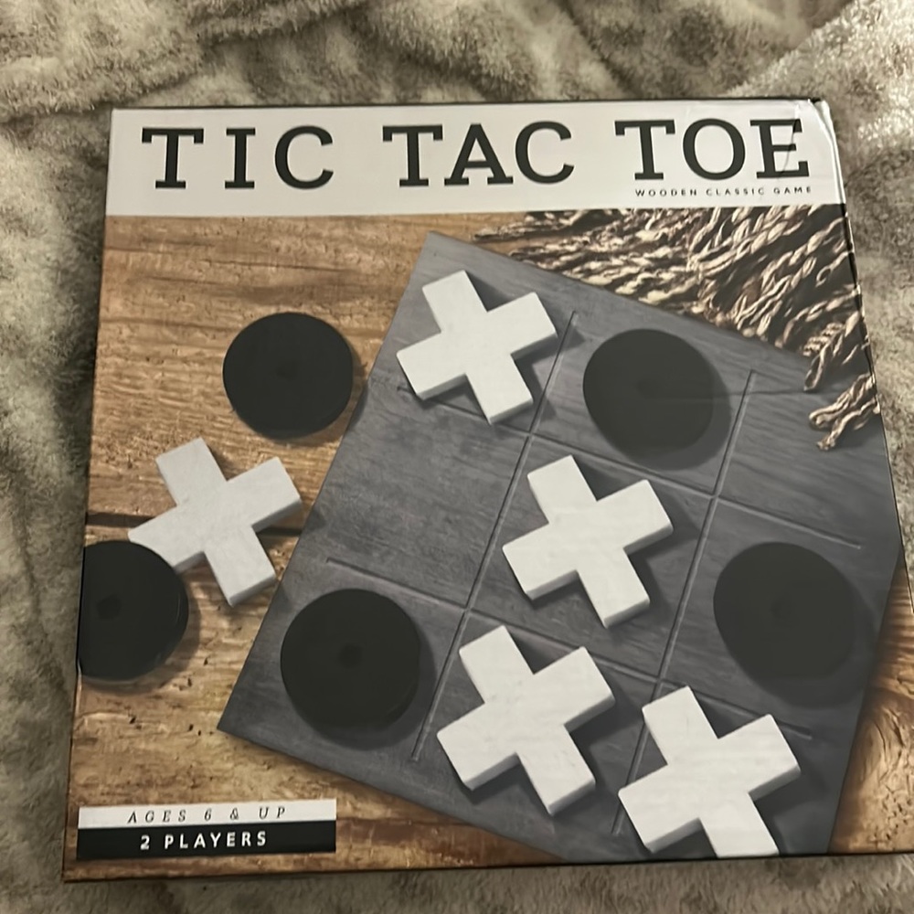 Brand new tic-tac-toe board